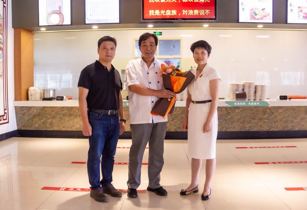 电子pg游戏平台下载