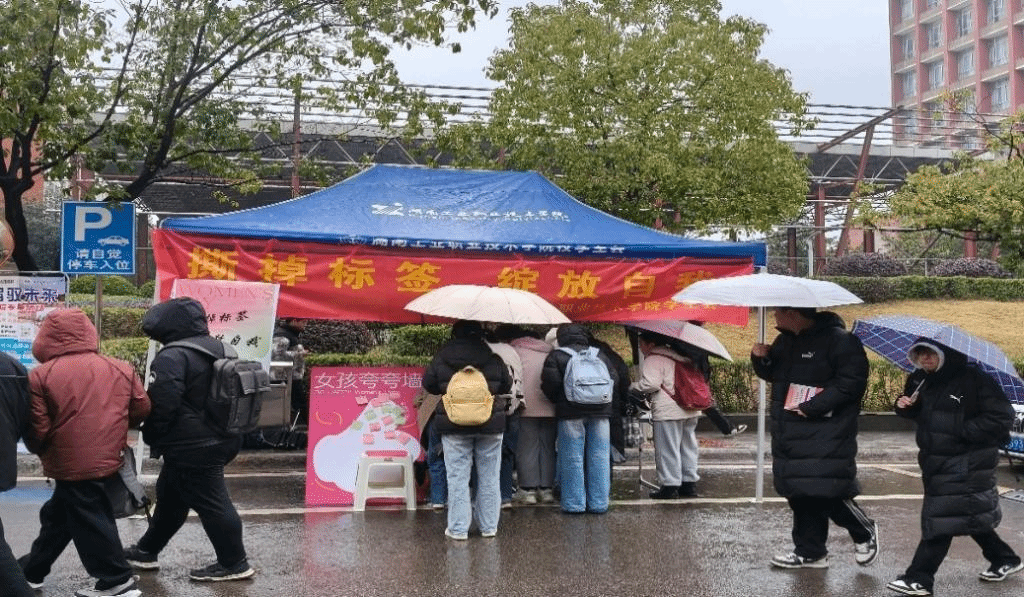 电子pg游戏平台下载