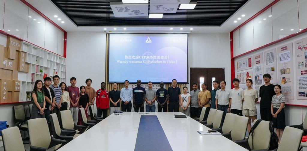 电子pg游戏平台下载