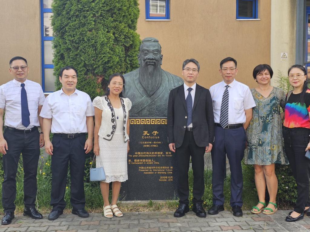 电子pg游戏平台下载