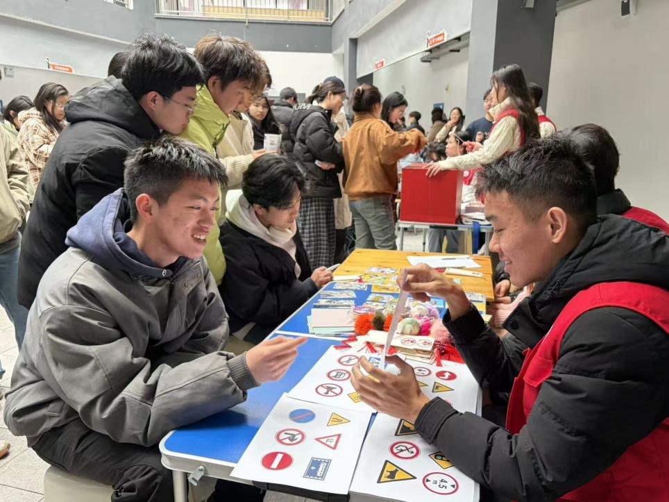 电子pg游戏平台下载