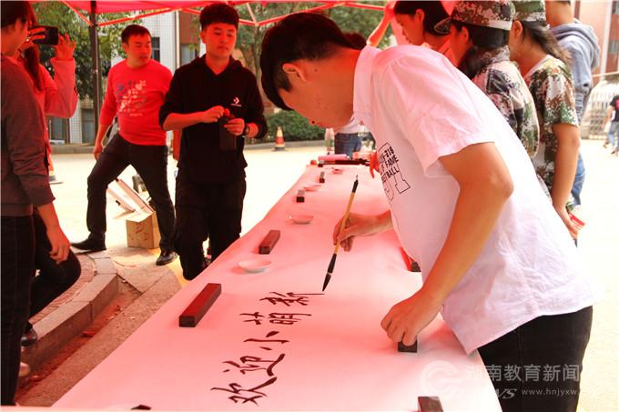 电子pg游戏平台下载