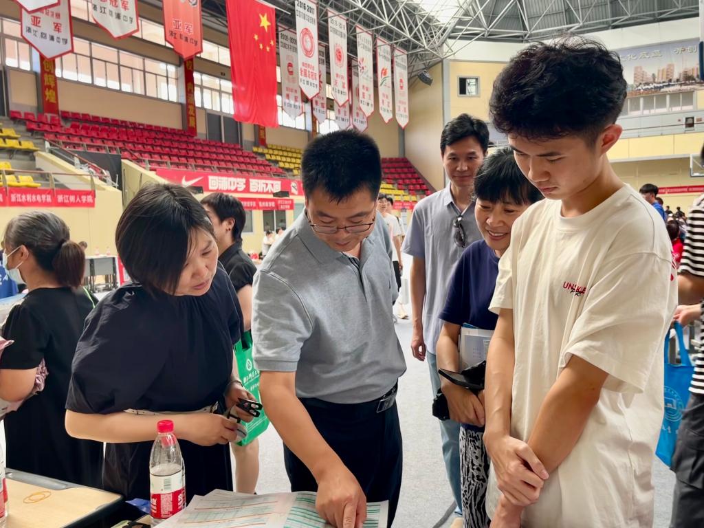 电子pg游戏平台下载